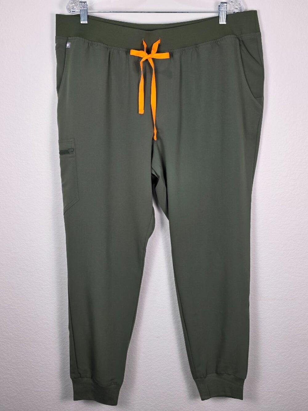NWT FIGS Zamora Jogger Scrub Pants Olive Green 3XLT Tall Plus Size